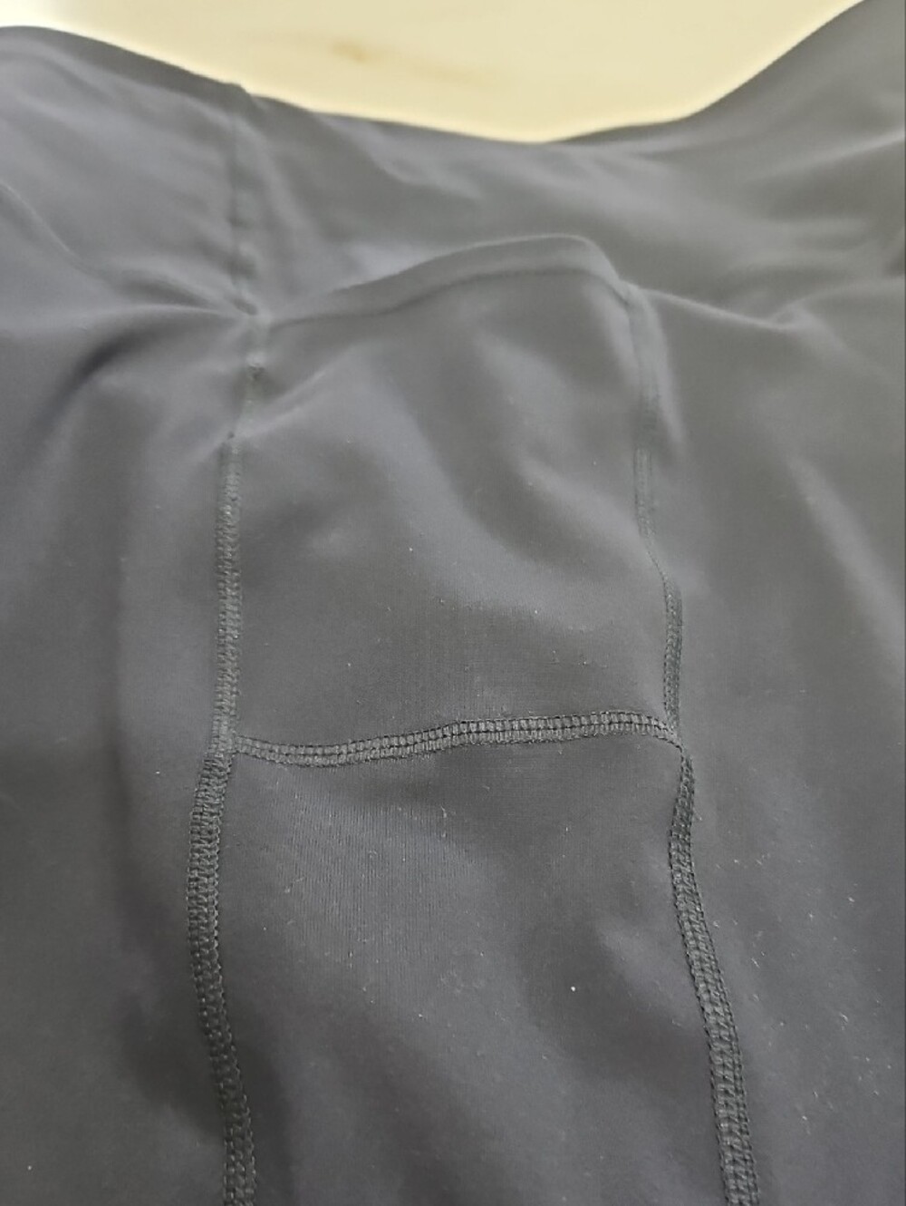 Skechers Women's Navy, Black Cropped Active Leggings/Both For One Price. - Picture 5 of 7